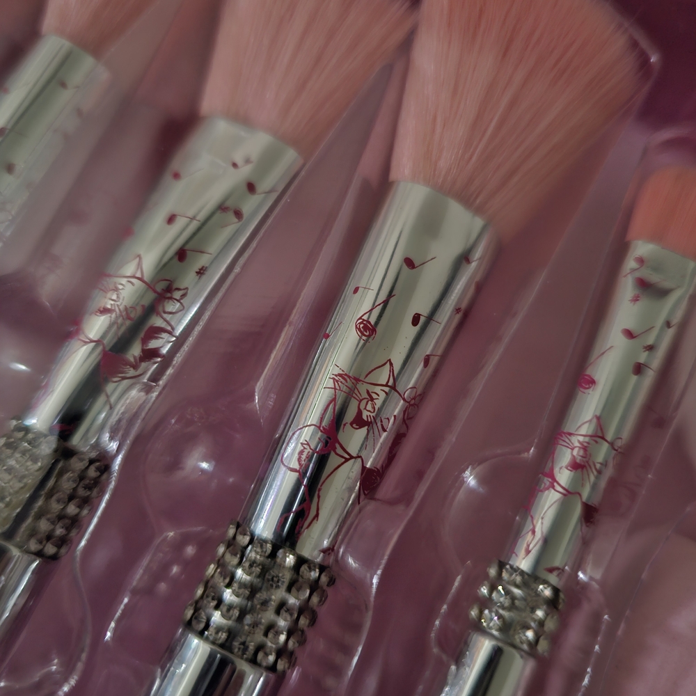 Disney Aristocats Makeup Brush Set - Picture 6 of 9